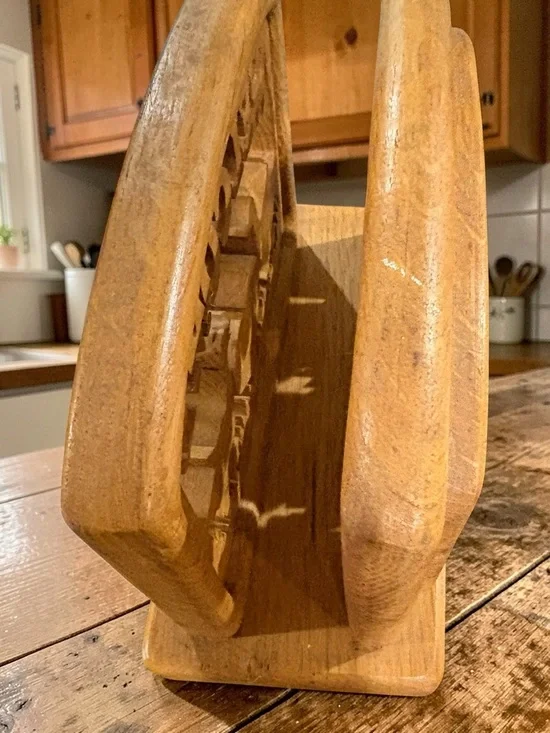 Vintage 1975 Solid Wood Die Cut Goose Welcome Napkin Recipe Mail Book Holder - Picture 7 of 13